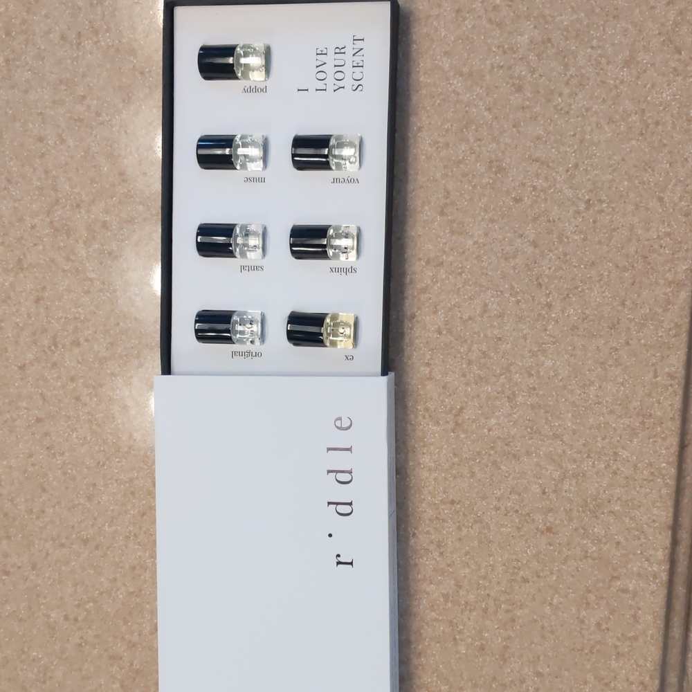 Riddle oil sample pack